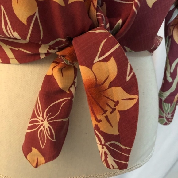 TOMMY BAHAMA Silk Tie Front Floral Blouse Size S - Picture 7 of 7